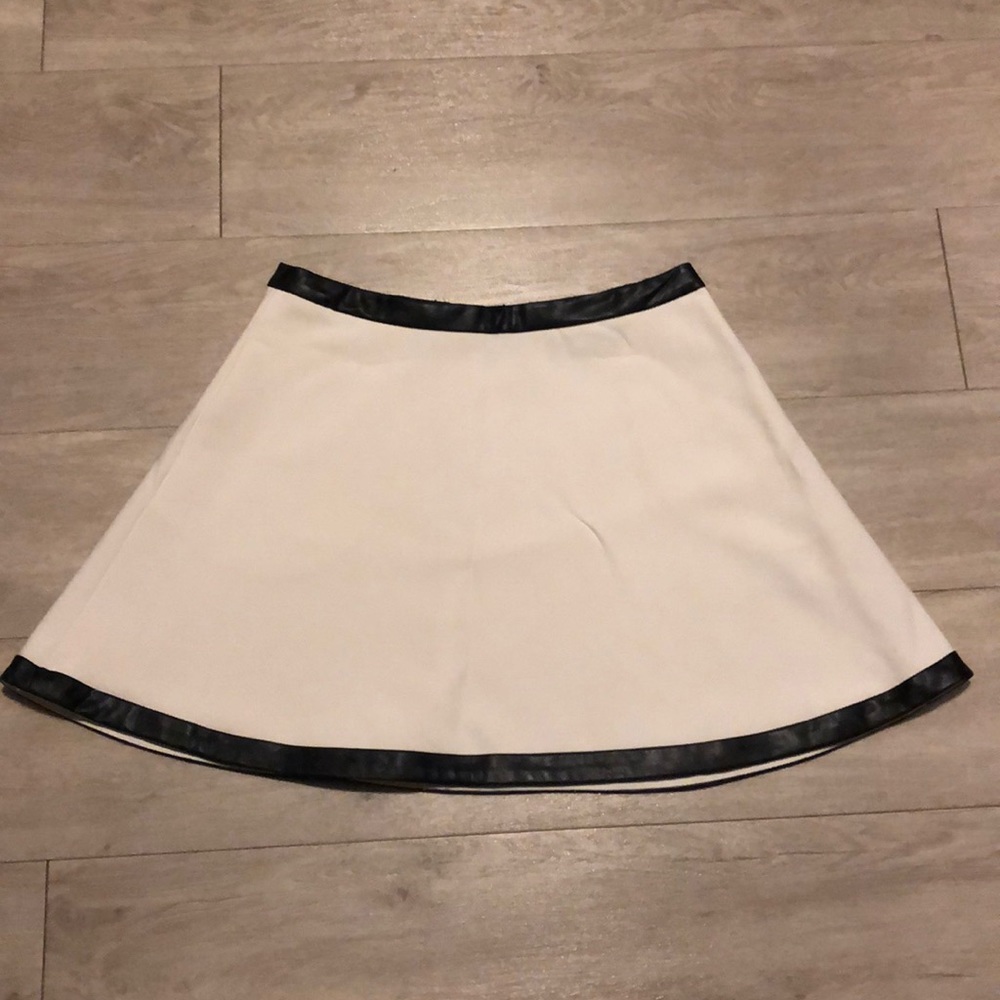 Banana Republic flare skirt